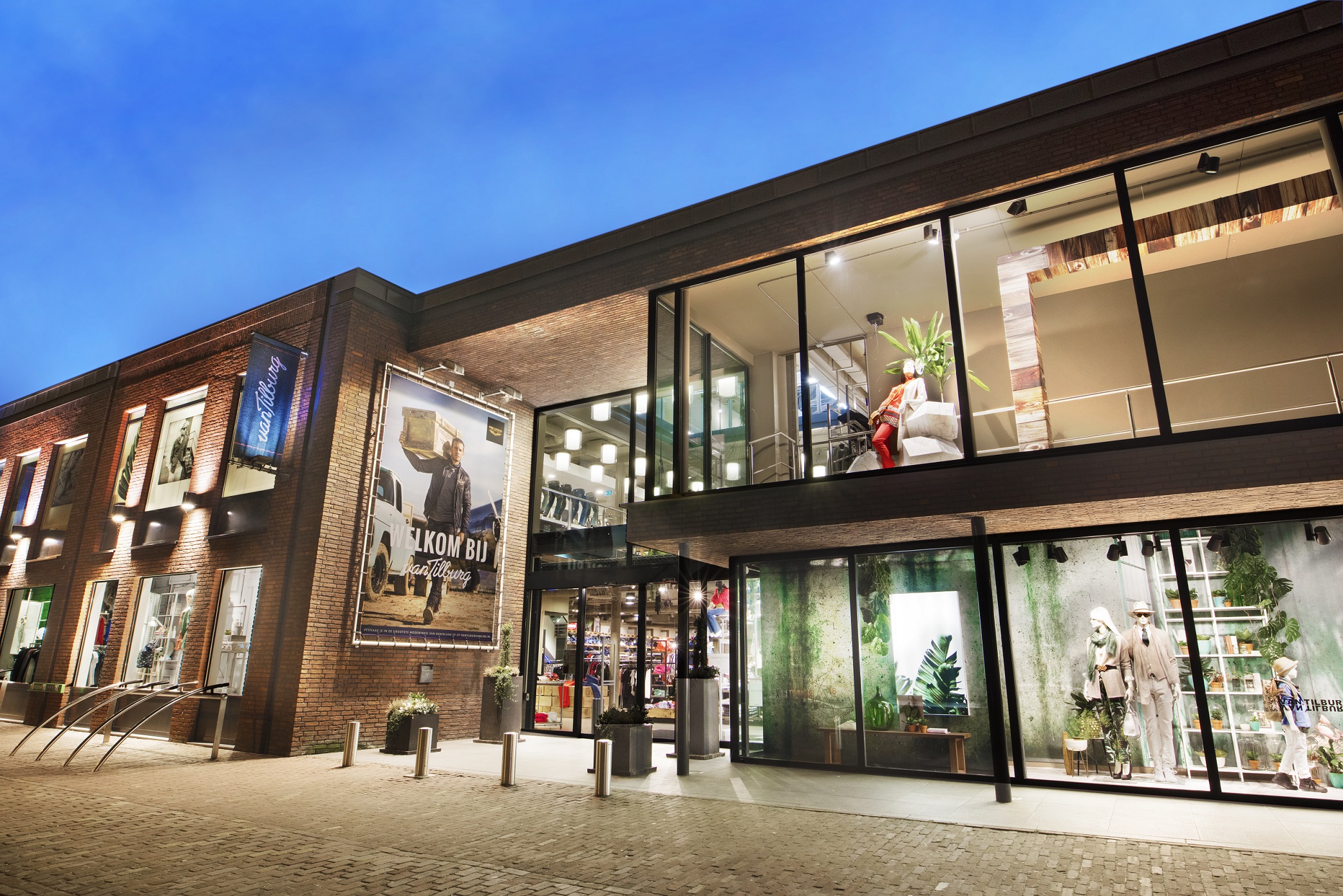 Van Tilburg Clothing Store